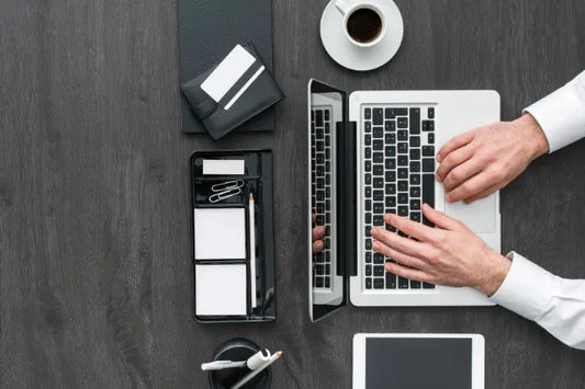 中古PCを卸で仕入れる完全ガイド｜小ロット〜大量仕入れまで、失敗しない業者選びと実務